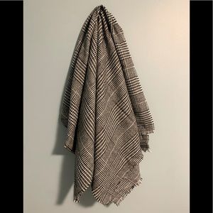 Zara houndstooth Scarf Blake Lively
